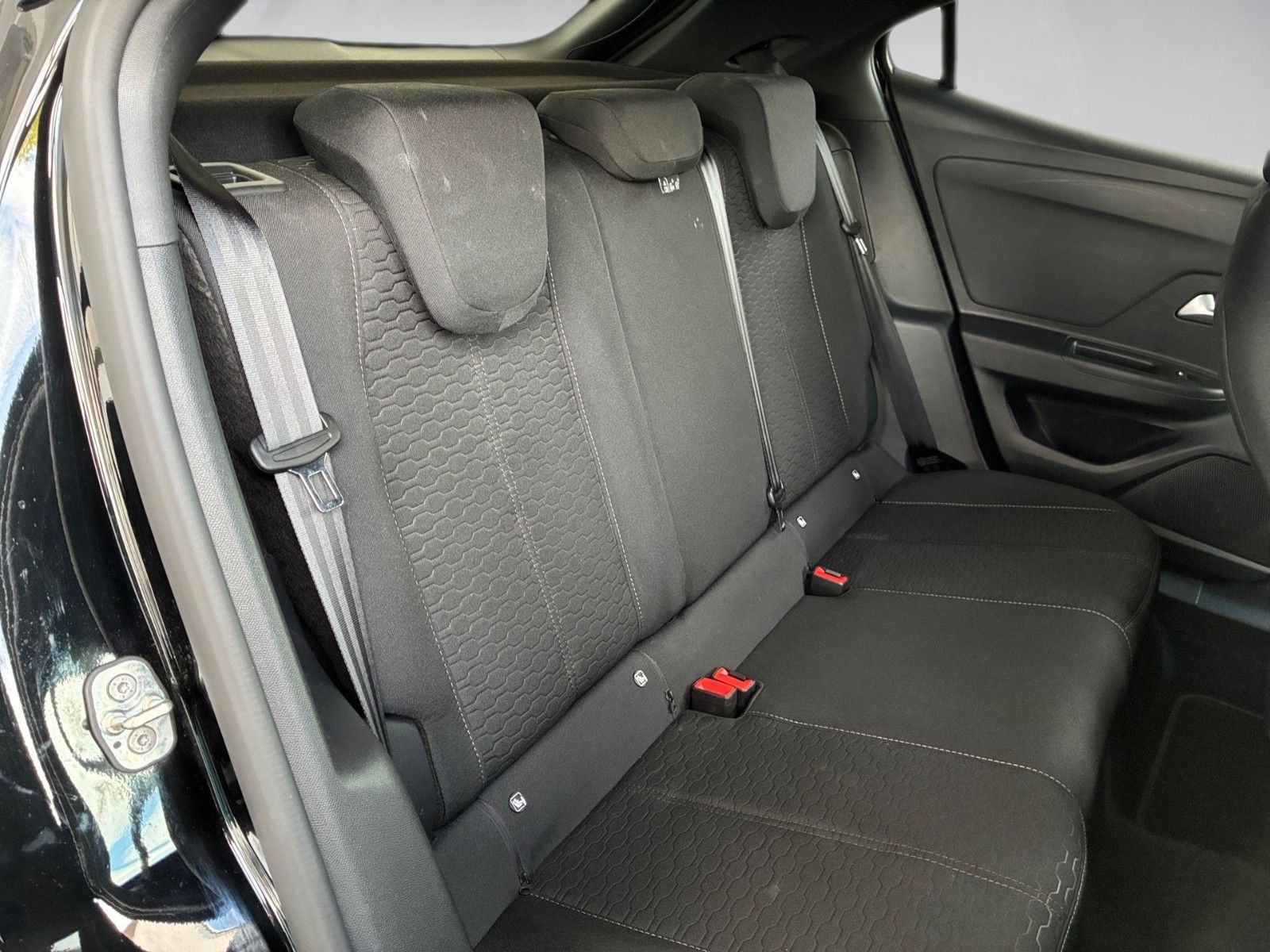 Fahrzeugabbildung Opel Mokka Edition 136PS Navi/Kamera/LED!