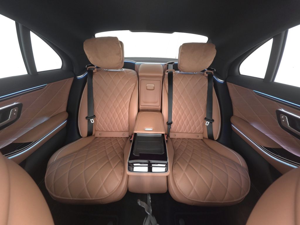 MERCEDES-BENZ S-Class 2026