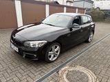 BMW Sehr gepflegter BMW 118i - F20 - BMW 1 Series mit Benzin-Antrieb: F20