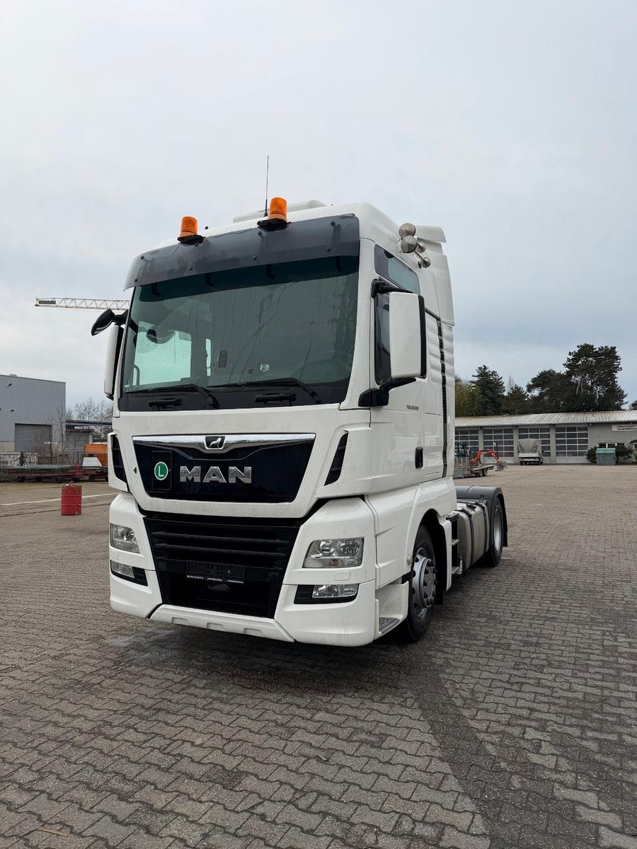 MAN TGX XXL TOP ZUSTAND RETARDER DEUTSCHES FAHRZEUG
