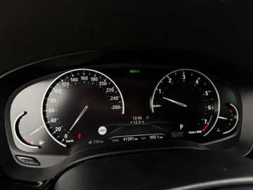 BMW 530 - 12