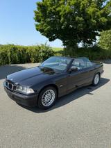BMW 318i Cabrio 318i - gebrauchte BMW 318 aus dem Jahr 1999