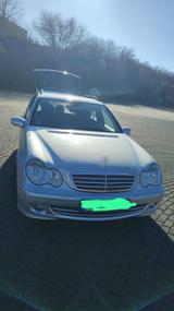 Mercedes-Benz 220 - Mercedes-Benz 220 aus 2006