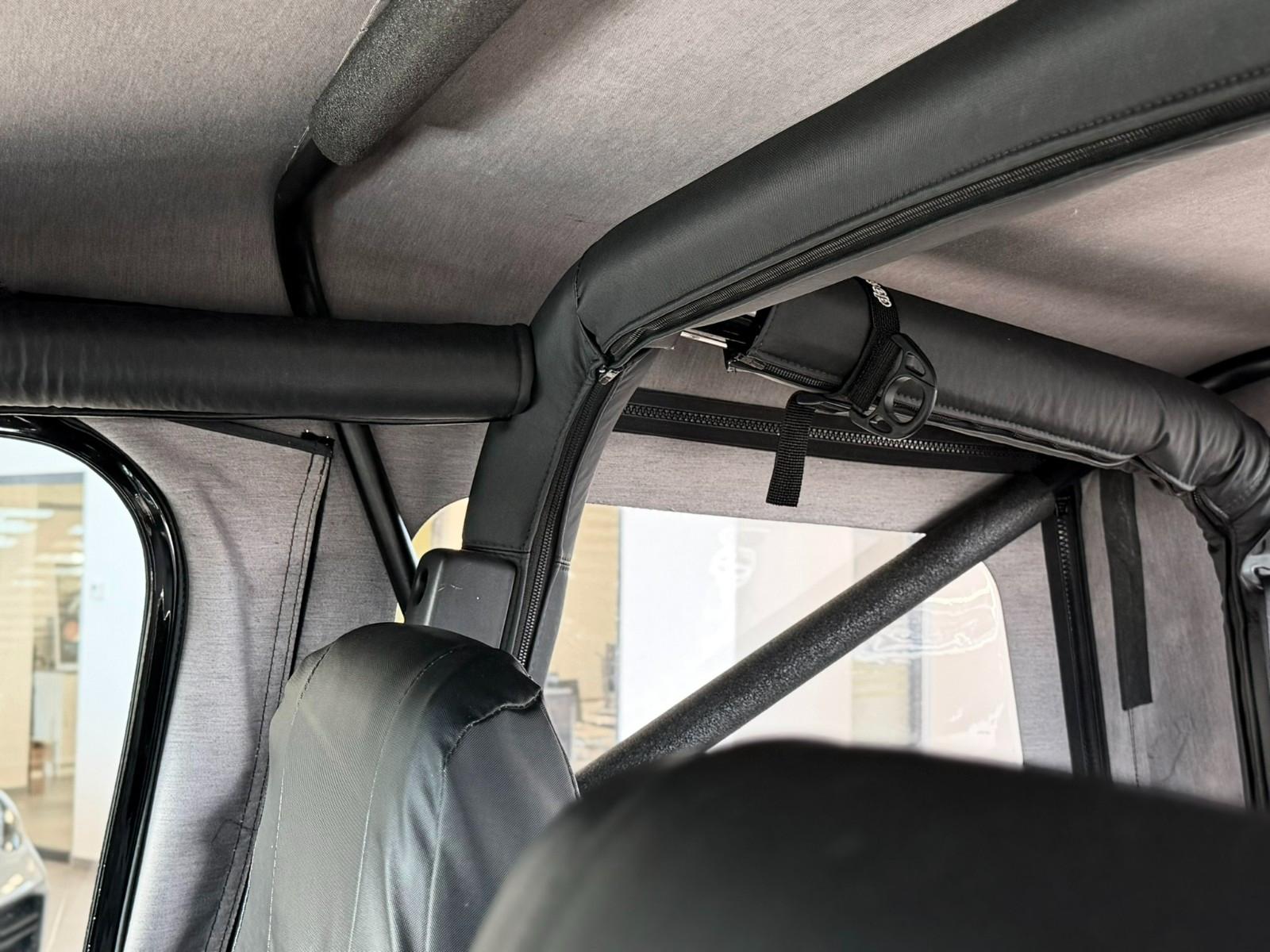 JEEP WRANGLER - 2.5l - 121 CV - BVM - CARNET D'ENTRETIEN