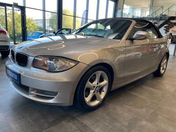 BMW 120 Baureihe 1 Cabrio 120d *LEDER*NAVI*PDC*TEMPO