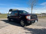 Ford F-150 XLT - Ford F 150: Xlt
