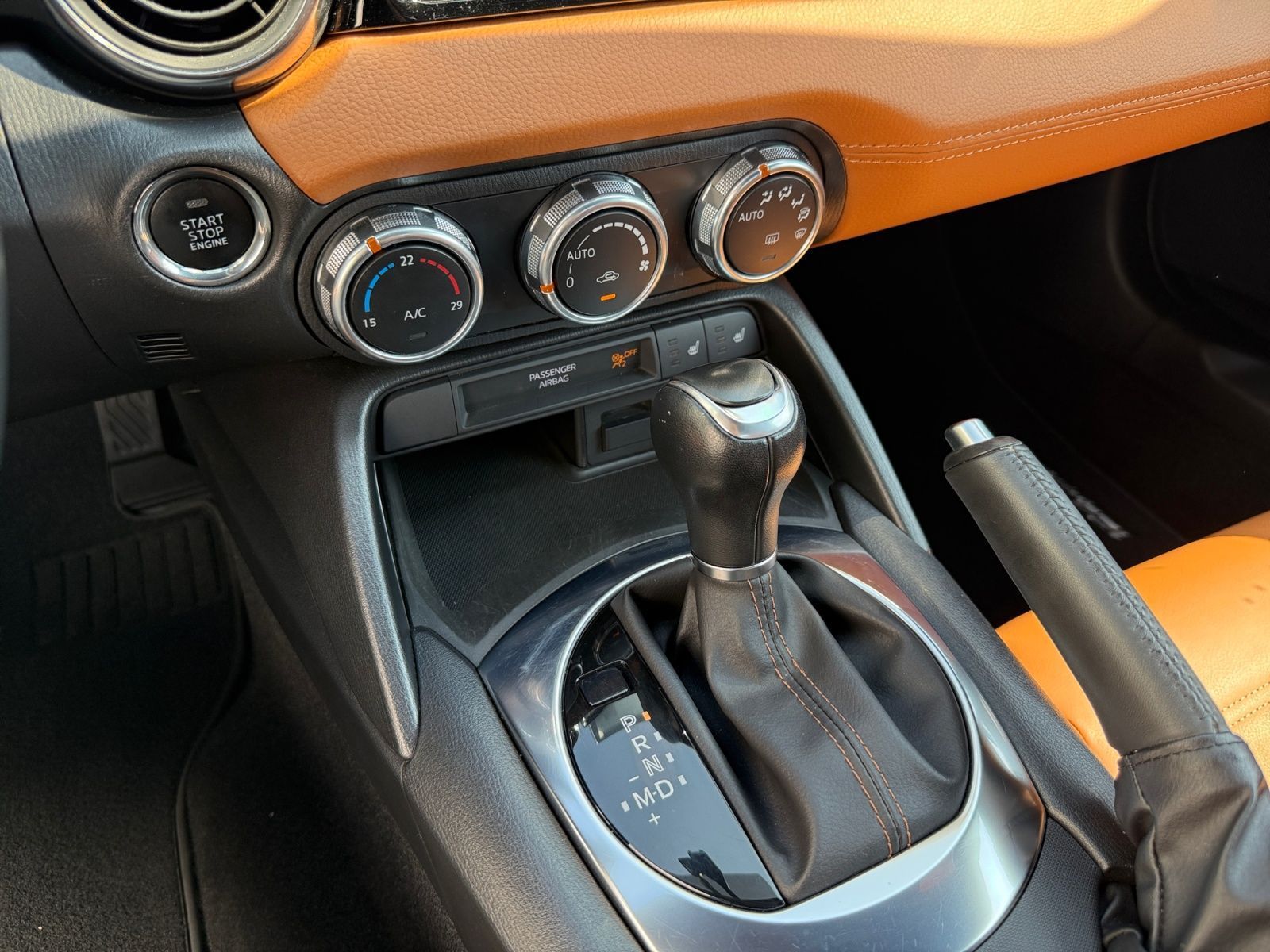 Fahrzeugabbildung Fiat 124 Spider 1.4 MultiAir Turbo Lusso*RFK*BOSE*LED