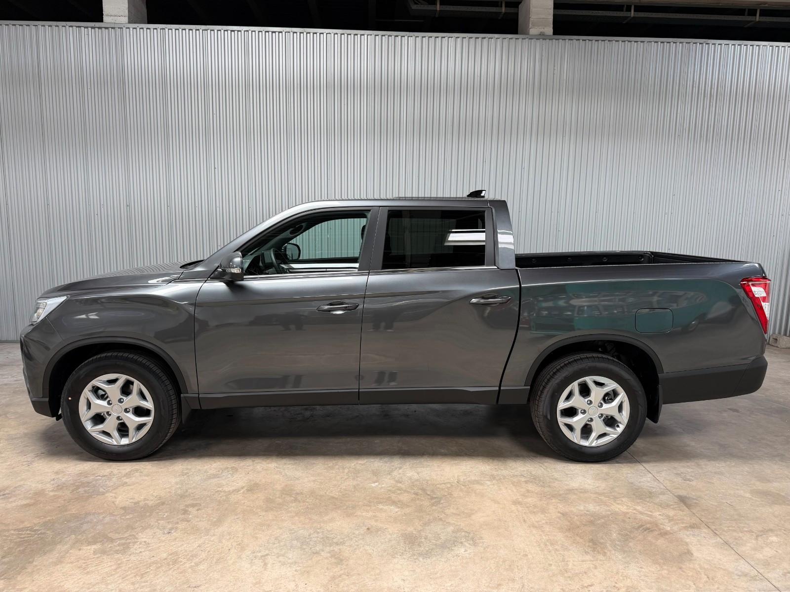 Ssangyong Grand Musso 2.2 D Aut. LEDER *€ 29.000 NETTO*