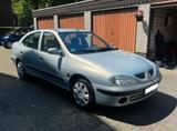 Renault Megane /EZ200104/ Tuv Gultig 10.2... - Renault Megane in Osnabrück