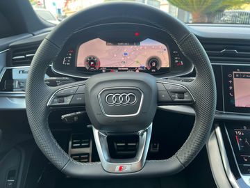 Audi Q8 - 12