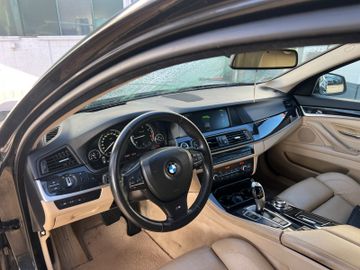 BMW 525 - 12