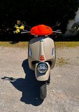 Vespa 300 GTV Polini Auspuffanlage und Spiegelsatz - VESPA BEIGE ROLLER
