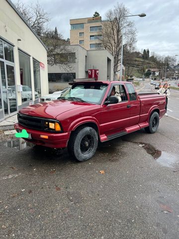 Chevrolet S-10