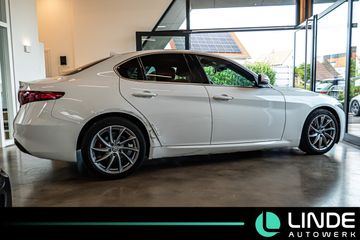 Alfa-Romeo Giulia - 3