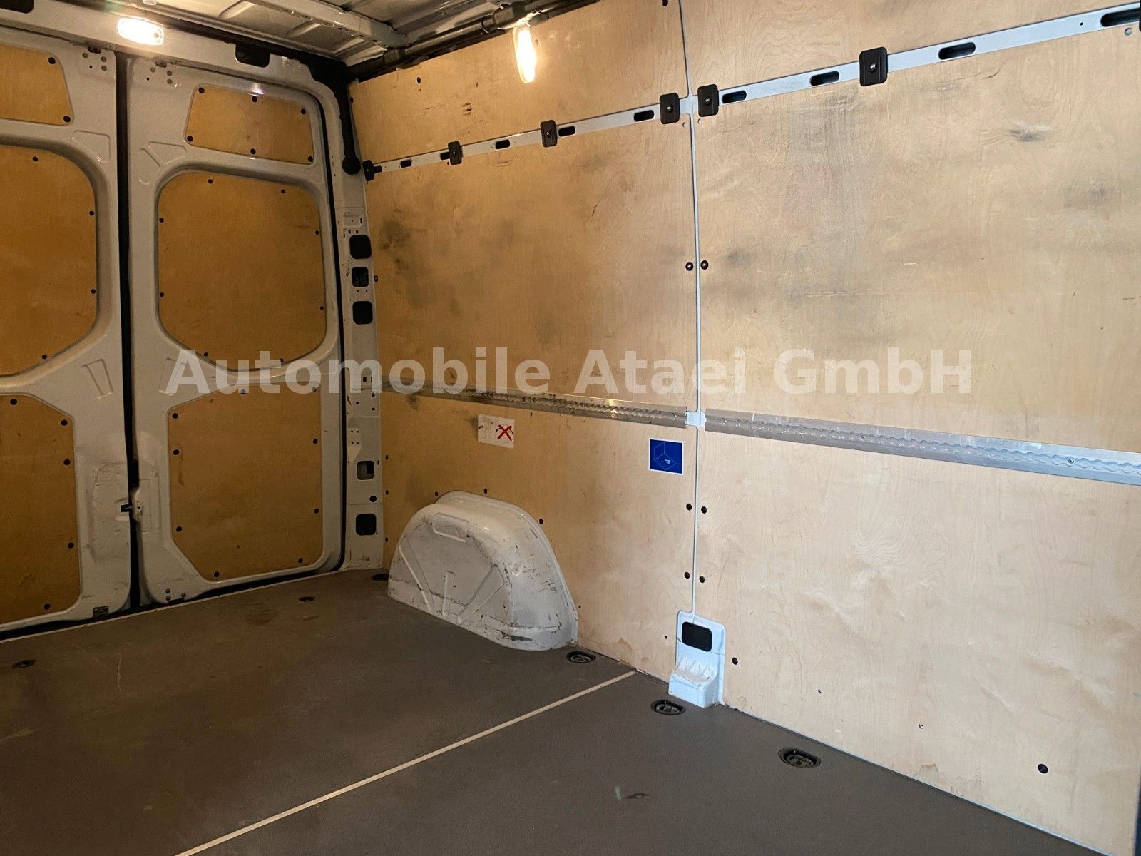 Fahrzeugabbildung Mercedes-Benz Sprinter 211 CDI KAMERA+ NAVI+ KLIMA (5143)