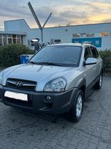 Hyundai TUCSON 2.0 GLS 2WD GLS, TÜV bis 10/27