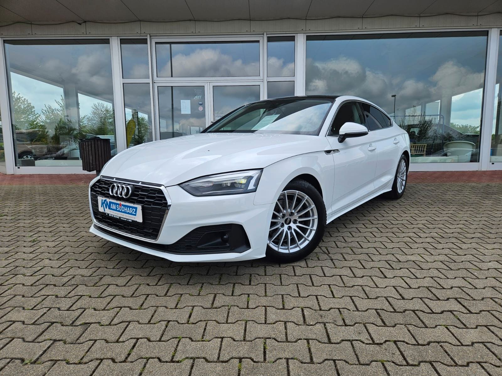 Audi A5 Sportback 35 TFSI PANO AHK NAVI foto 1