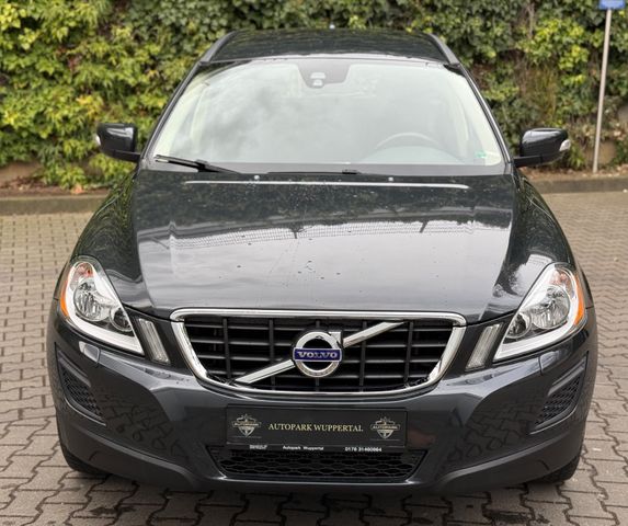 Volvo XC 60 Kinetic 2WD*AUTOMATIK*141.000KM*TÜV