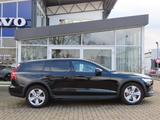 Volvo V60 Cross Country Pro - Volvo V60 Cross Country: Pro
