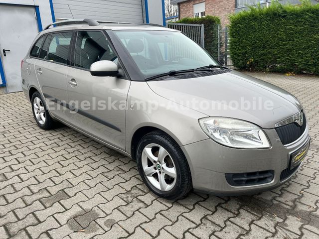 Skoda Fabia Combi 1.6 Style Edition/PDC/TEMPOM/SCHECKH