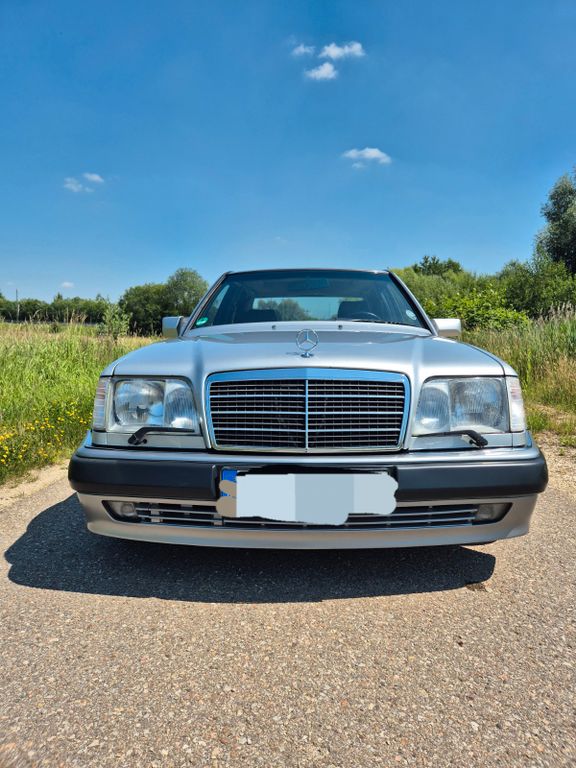 Mercedes-Benz E 500