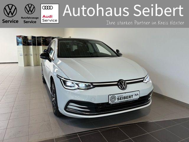 Volkswagen Golf VIII 2.0 TDI Active *FAHRSCHULE*AHK*PANO*