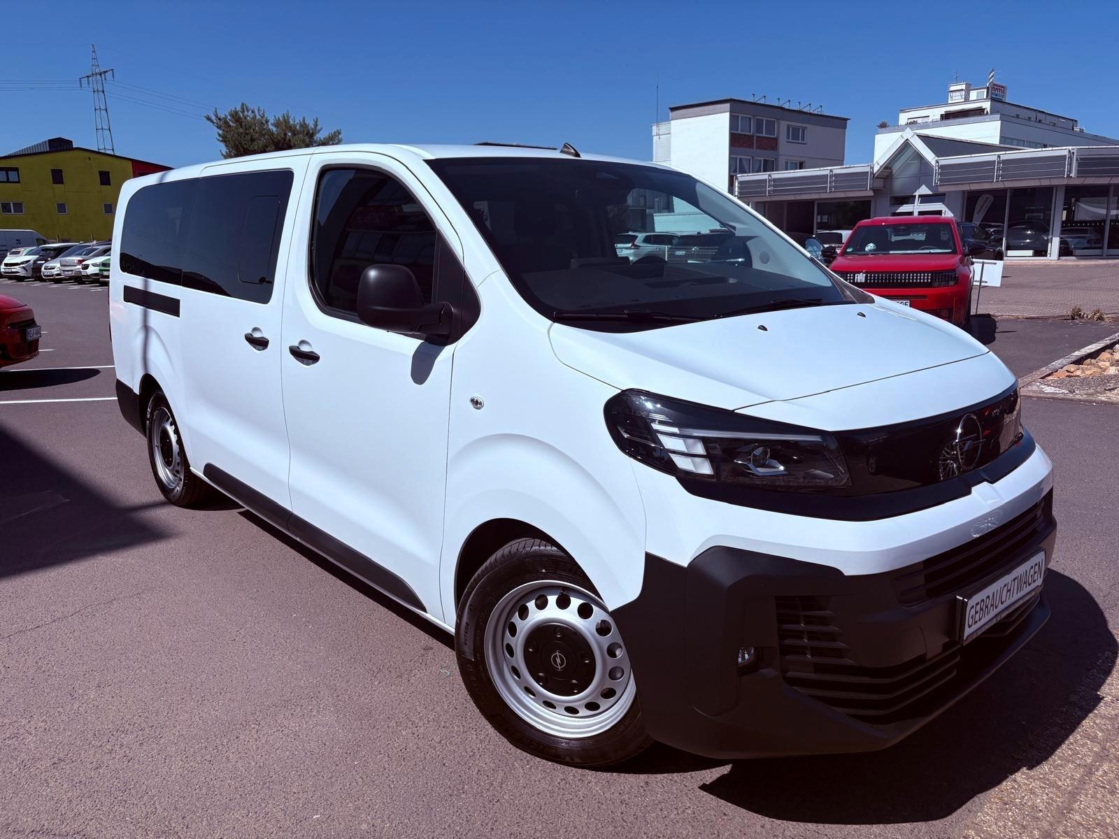 Opel Vivaro Kombi XL 2.2(180PS) NAVI,RFK,PDC,LED