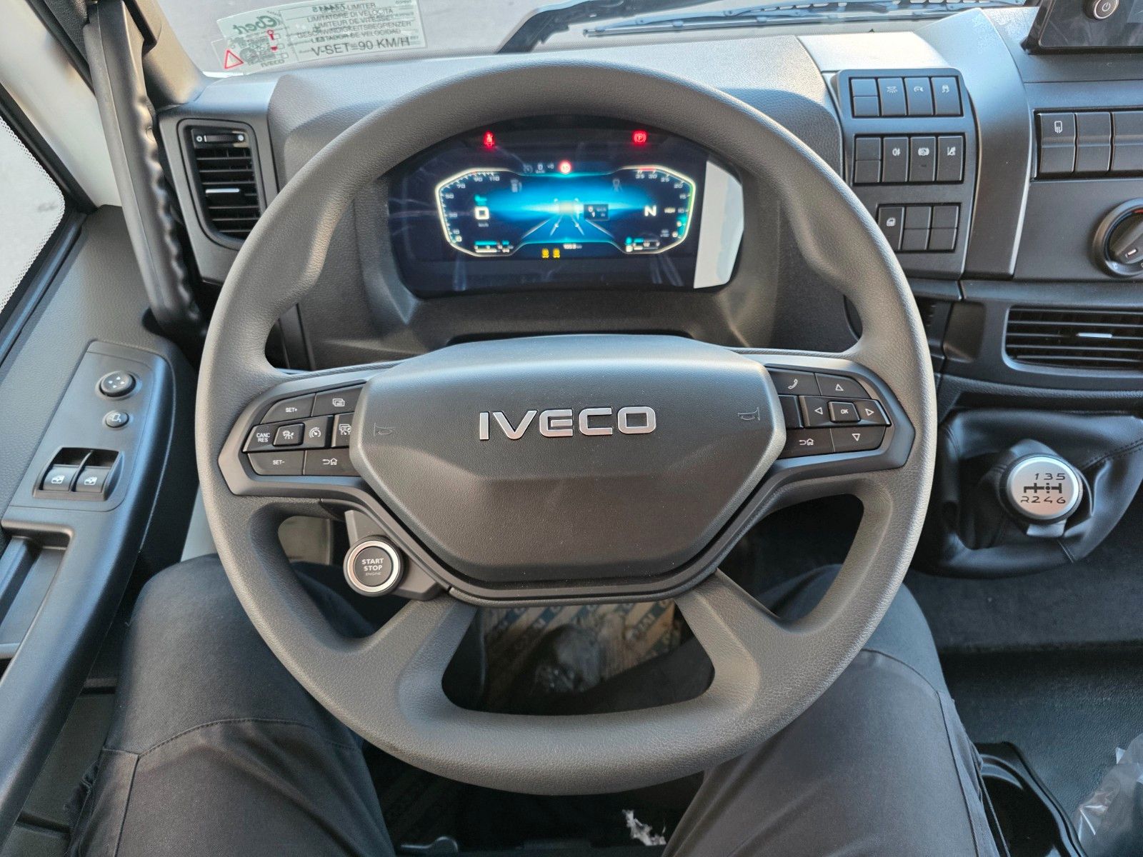 Fahrzeugabbildung Iveco Eurocargo ML75E19/P LBW Spoiler Klima 3 Sitze