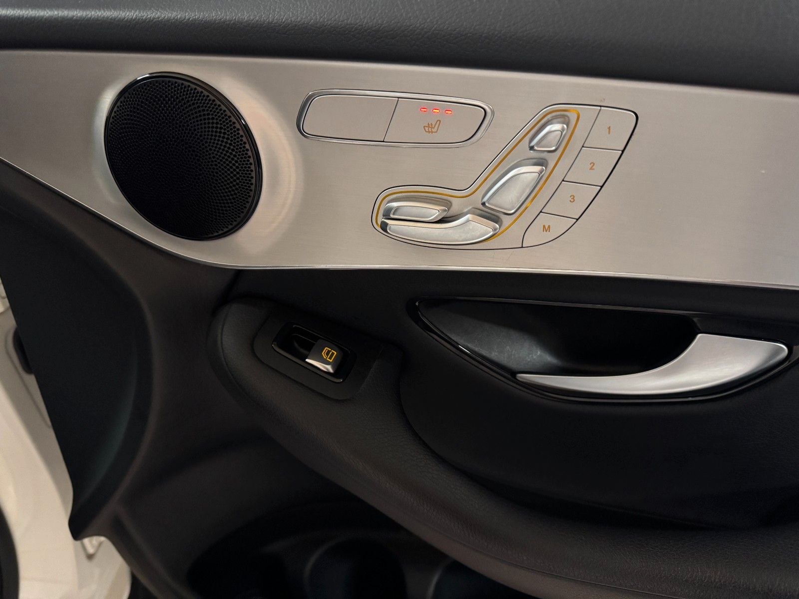 Mercedes-Benz GLC 220 d 4M,LED,AHK,Standhzg,Distro,360°,Spur foto 18