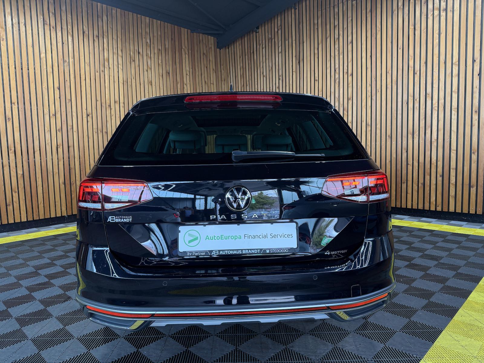 Volkswagen Passat 2,0 TDI 4M DSG Navi*360*Pano*AHK, миниатюра 6