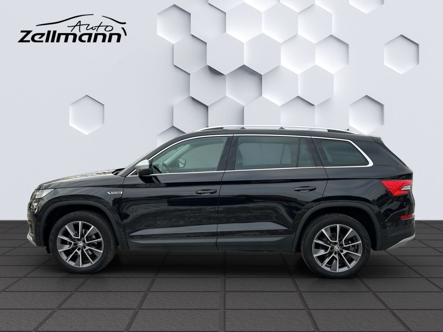 Kodiaq Scout 4x4 2.0TDI AHZV PanoDach ACC 360°Ka