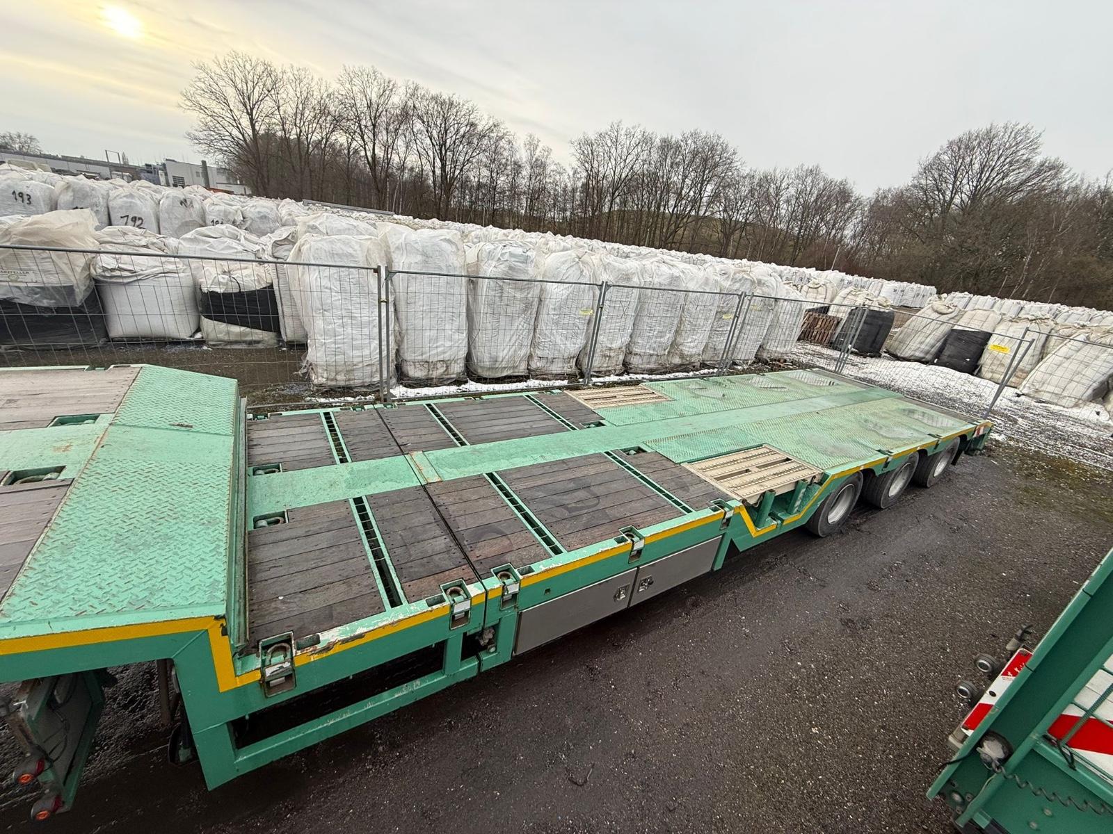 LinTrailers 3 Achs Semi Tele/ Lenkbar TOP Zustand