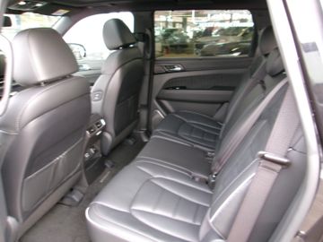 Bild 6 KGM Rexton Black 8/AT AWD 5 Jahre Garantie Vfw