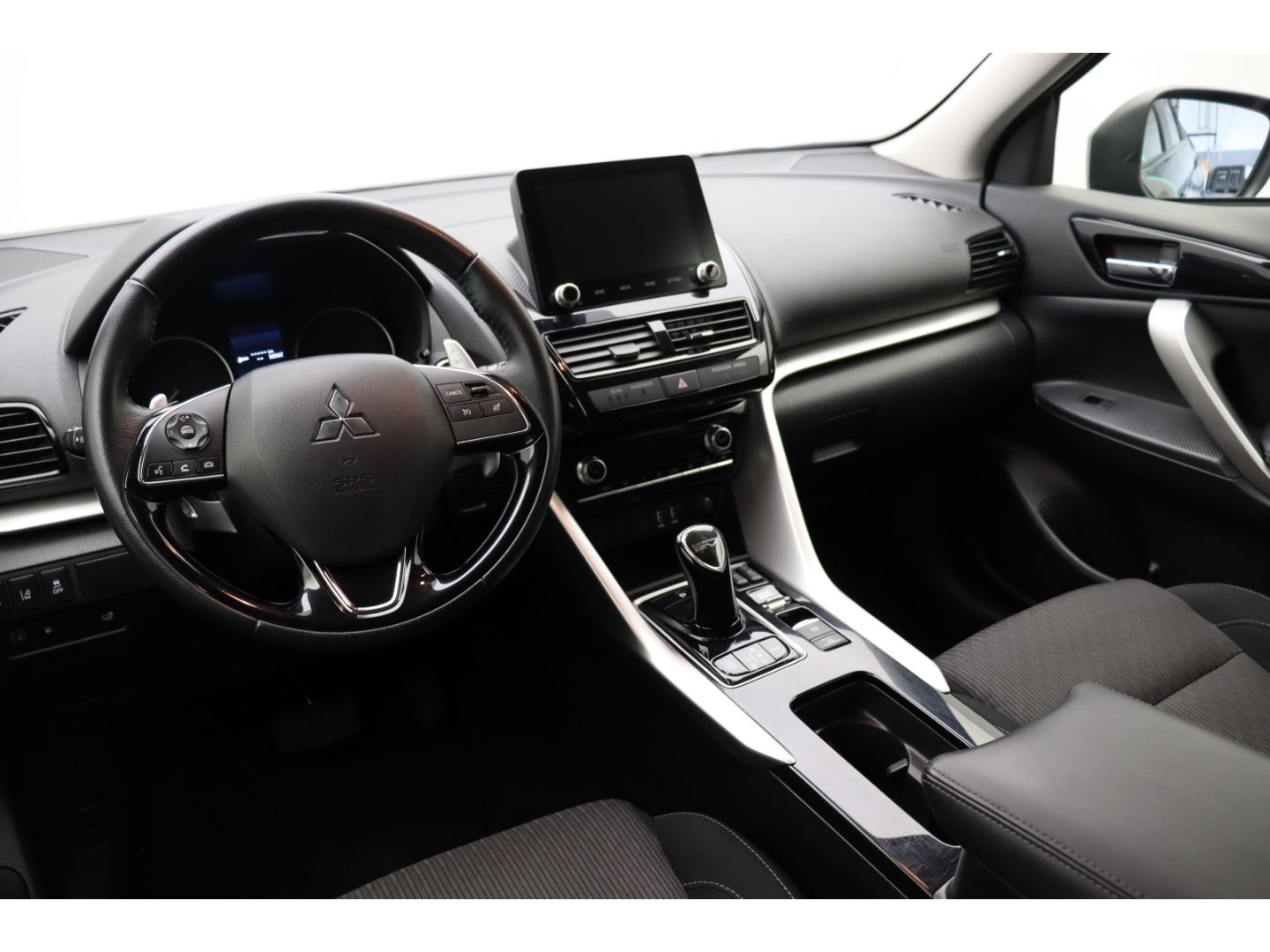Fahrzeugabbildung Mitsubishi Eclipse Cross Basis Hybrid 4WD AHK Tempomat Kame