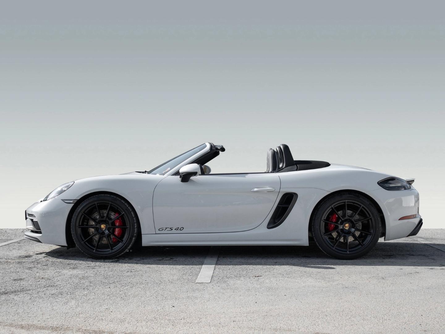 Porsche Boxster GTS 4.0 PDK CarPlay BOSE Navi LED
