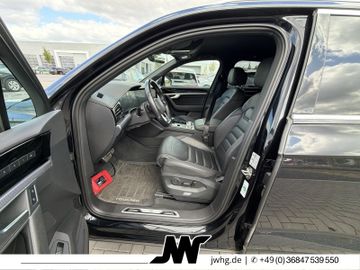 Volkswagen Touareg - 5