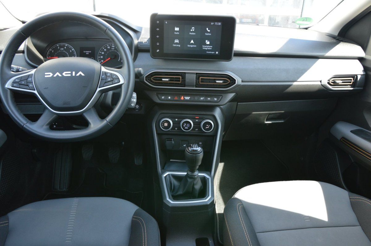 Fahrzeugabbildung Dacia Jogger   Extreme+ AHK SHZ LED 7-Sitzer