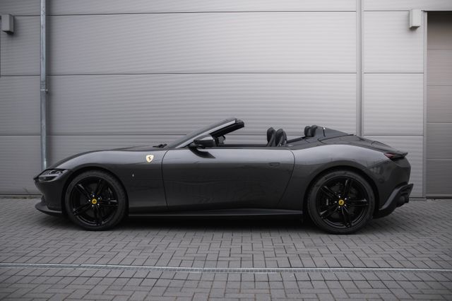 Ferrari Roma Spider