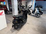 Honda Vision 110 2025 Black *Tageszulassung 07/25* - gebrauchte Roller