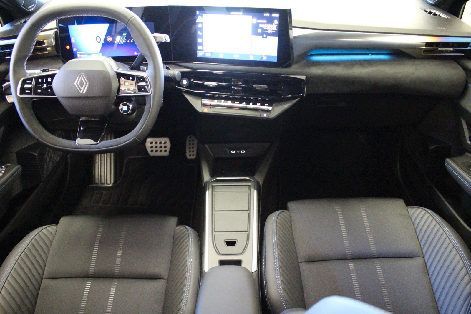 Fahrzeugabbildung Renault Clio VI TCe 115 EDC Esprit Alpine*Harman Kardon*