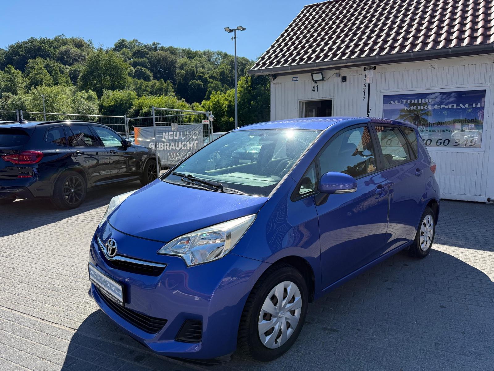 Toyota Verso-S Life