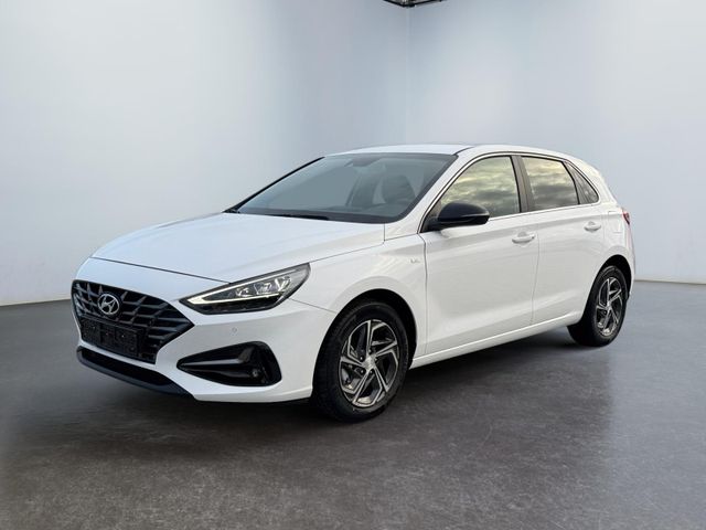 Hyundai i30 1,5 T-GDI Voll LED LHT PDC 2x Kam App RFK