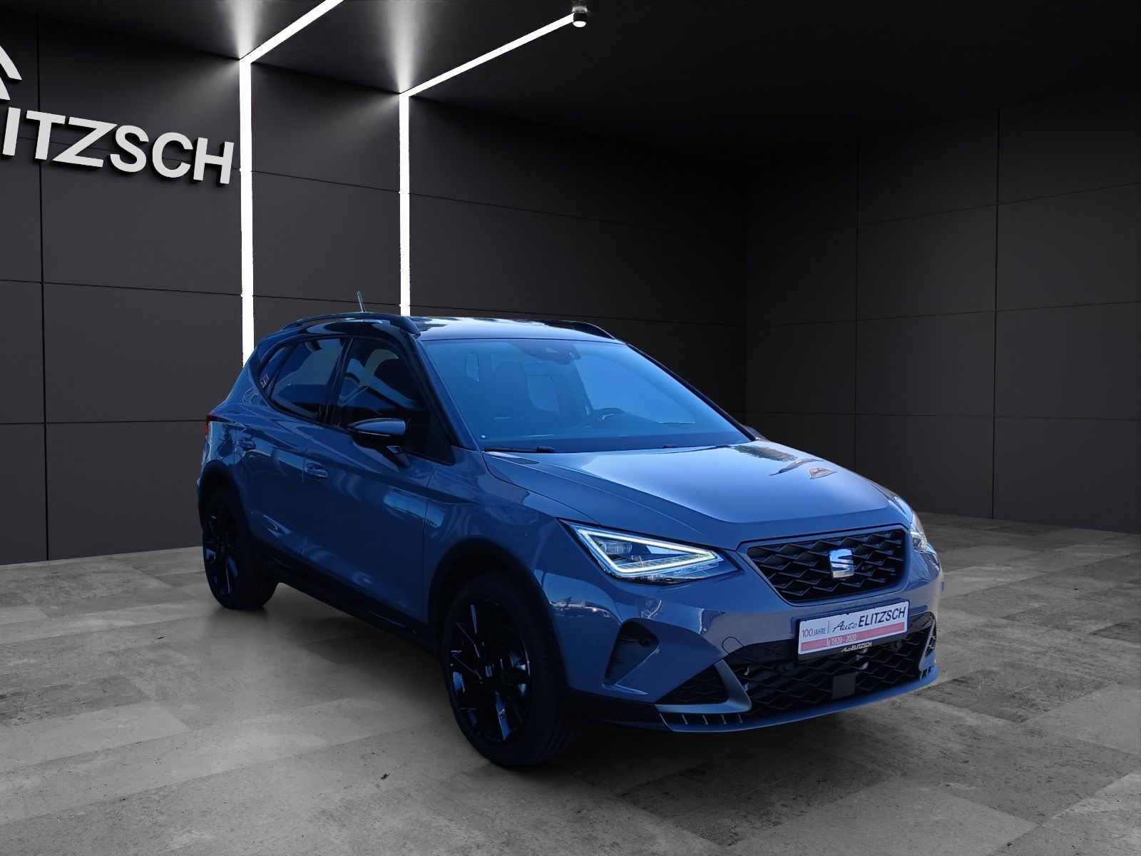 Fahrzeugabbildung SEAT Arona TSI FR Black Edition DSG LED Navi AID ACC