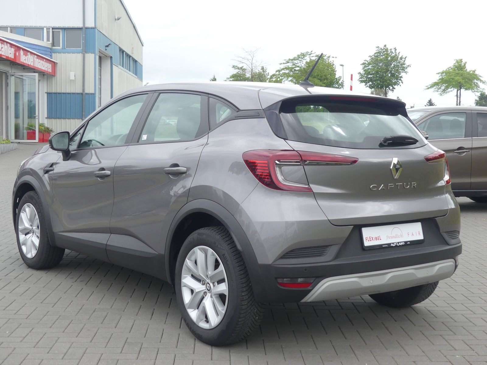Renault Captur II 1.0 TCE Business Edition LED Navi imagem 3