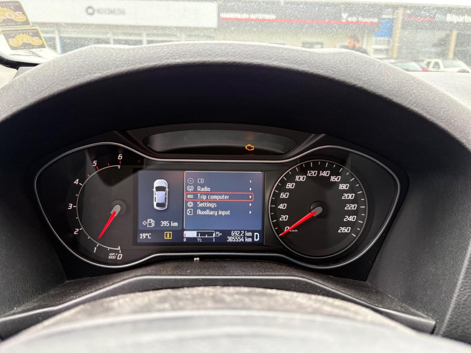 Ford Mondeo 2012 — photo 8