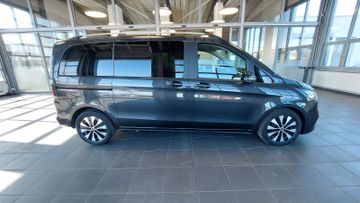 Mercedes V 220 - 3