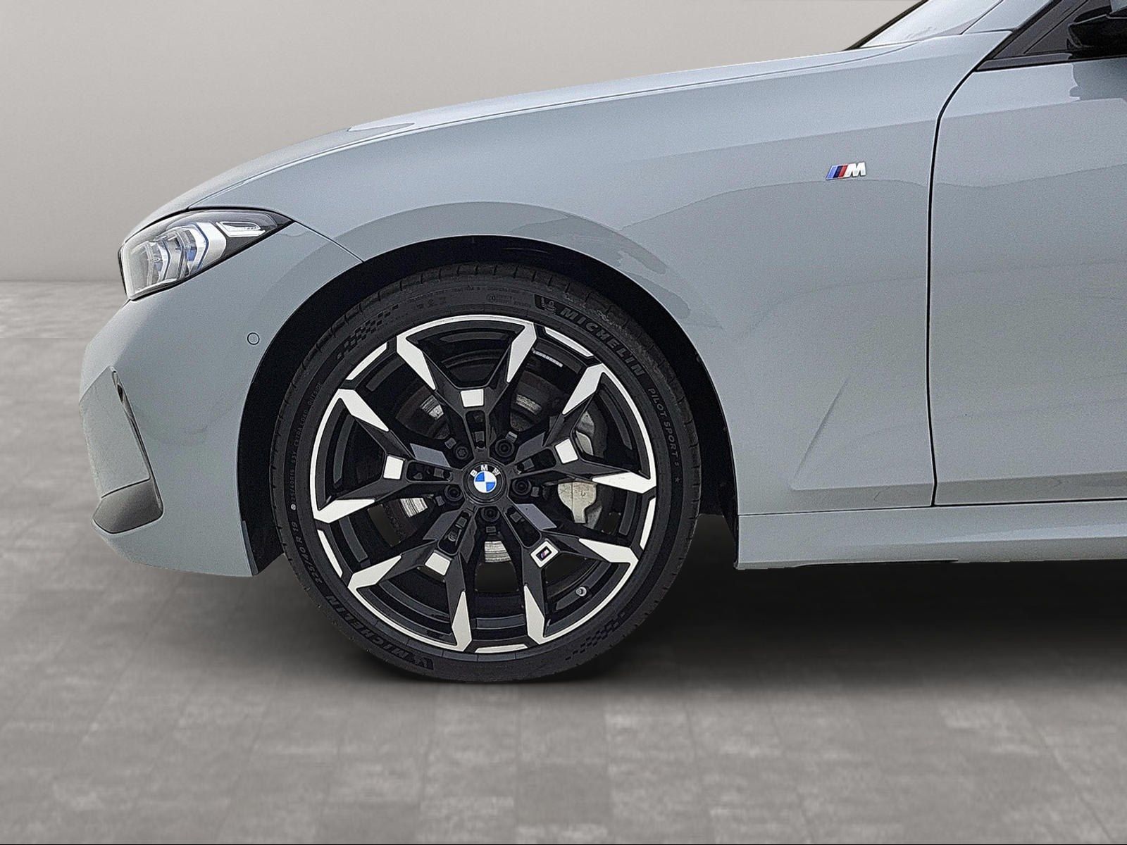 BMW 330 - Bild 10