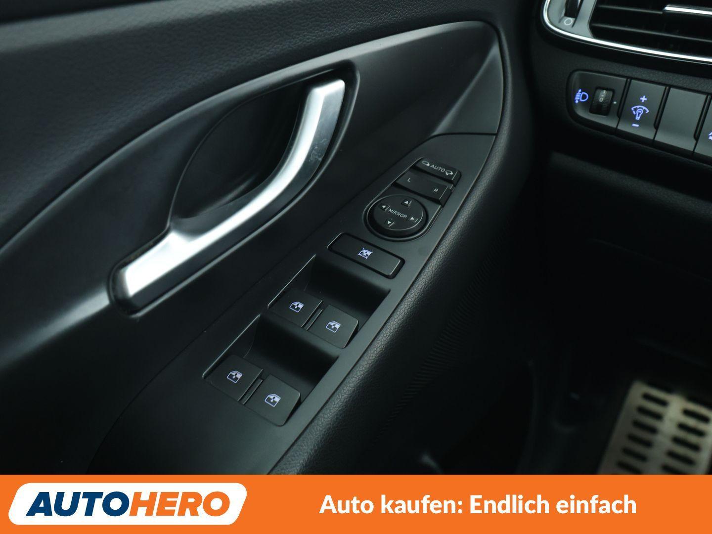 Hyundai i30 1.4 TDGI N-Line Aut.*NAVI*SPUR*PDC*SHZ*KLIMA