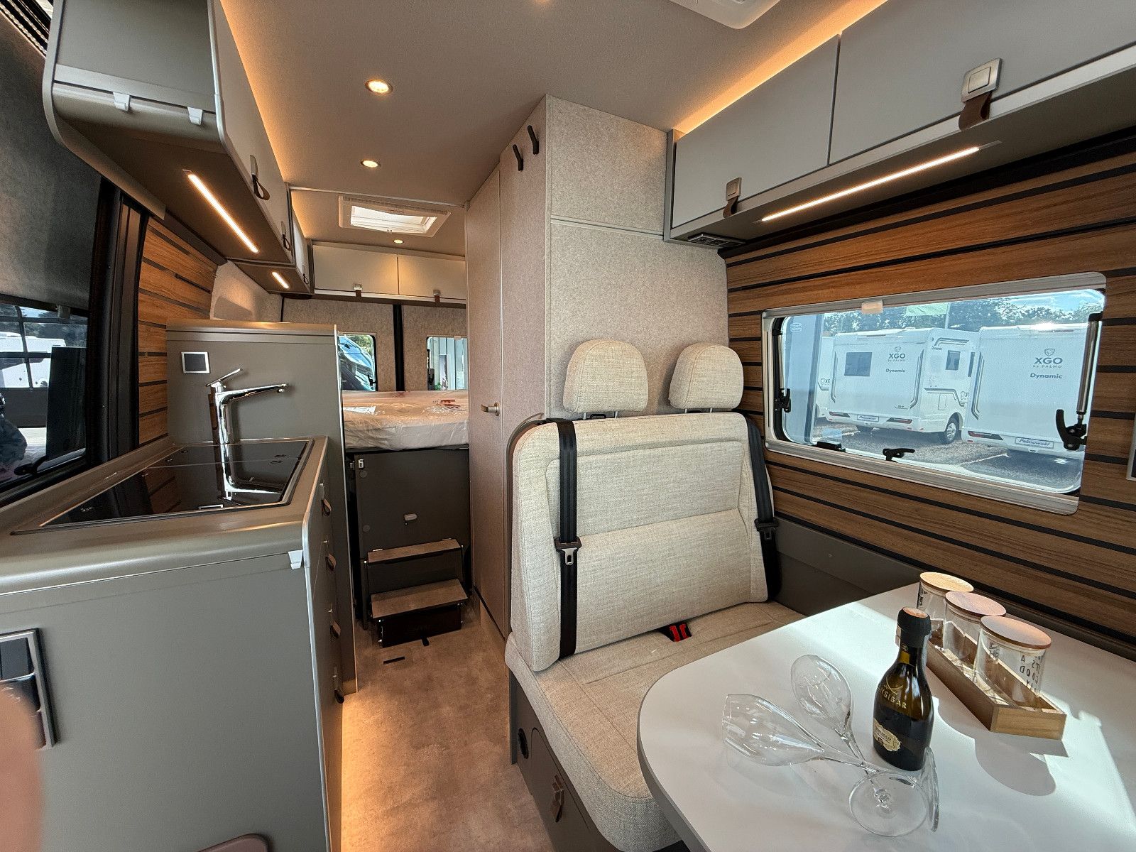 Fahrzeugabbildung HYMER / ERIBA / HYMERCAR Grand Canyon S - MB 600 - 4x4