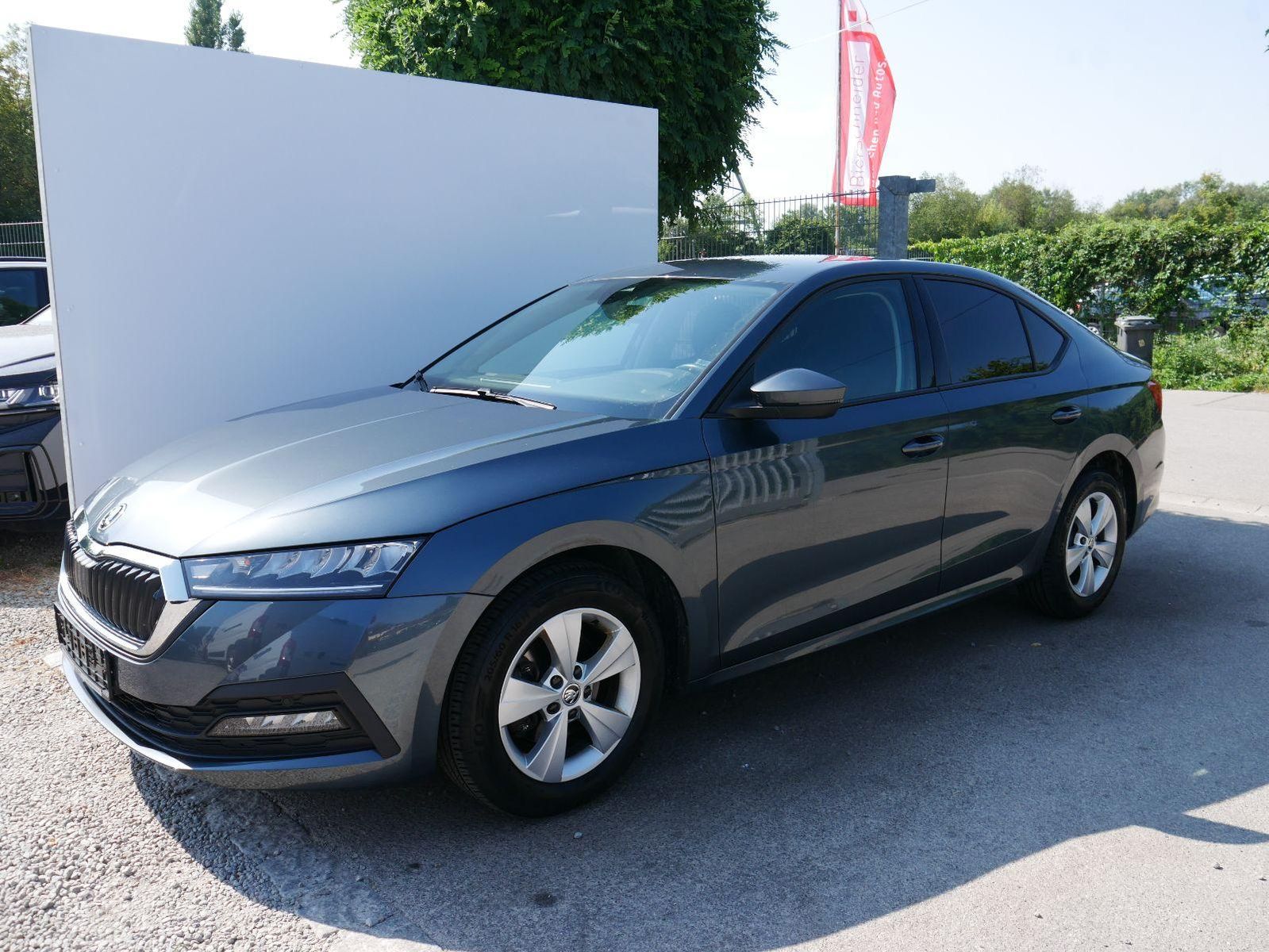 Skoda Octavia 1.5 TSI e-TEC ACT DSG AMBITION*CLEVER-PA imagem 2